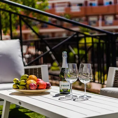 Luxurious Granada Park Retreat * Los Cristianos